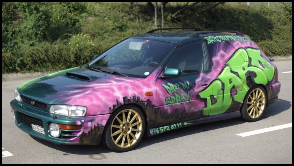 voiture_subaru_lausanne_graff