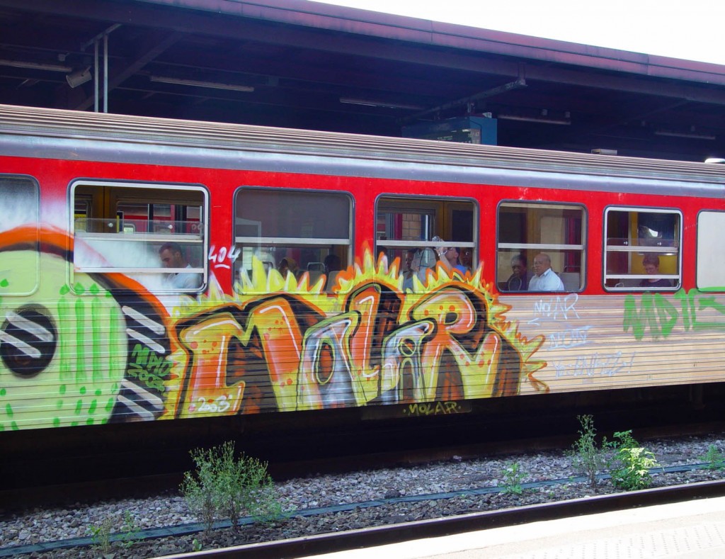 Graffiti-Train-France-alsace-Molar