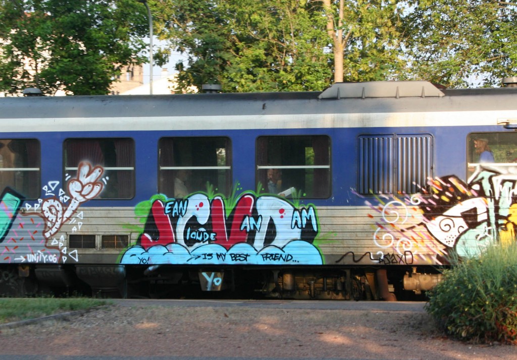 Graffiti-Train-JCVD