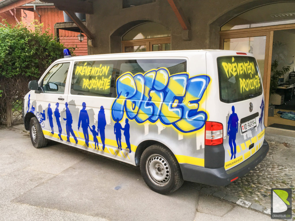 Bus-Police-Graffiti-Prevention-Proximite-Vaud-pully-graffeur-2