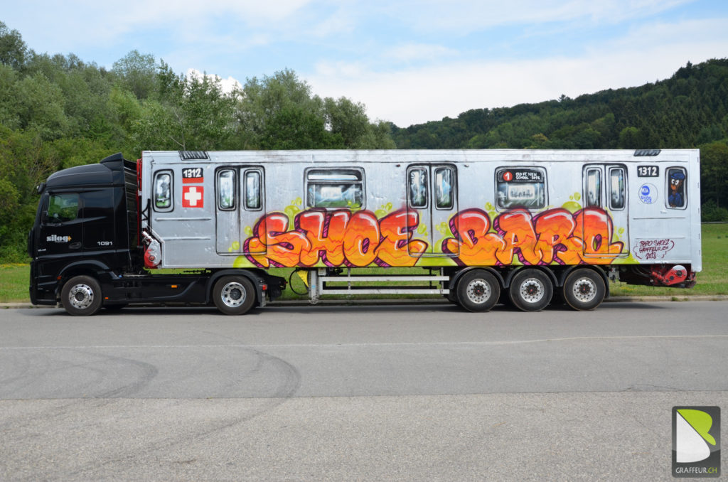 Camion-semi-MetroNewYork-Redbird-Graffiti-Shoe2-Baro-3