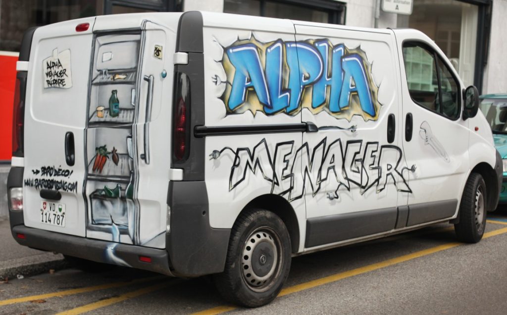 Camionette_Alpha_Graffiti_Lausanne_ensemble