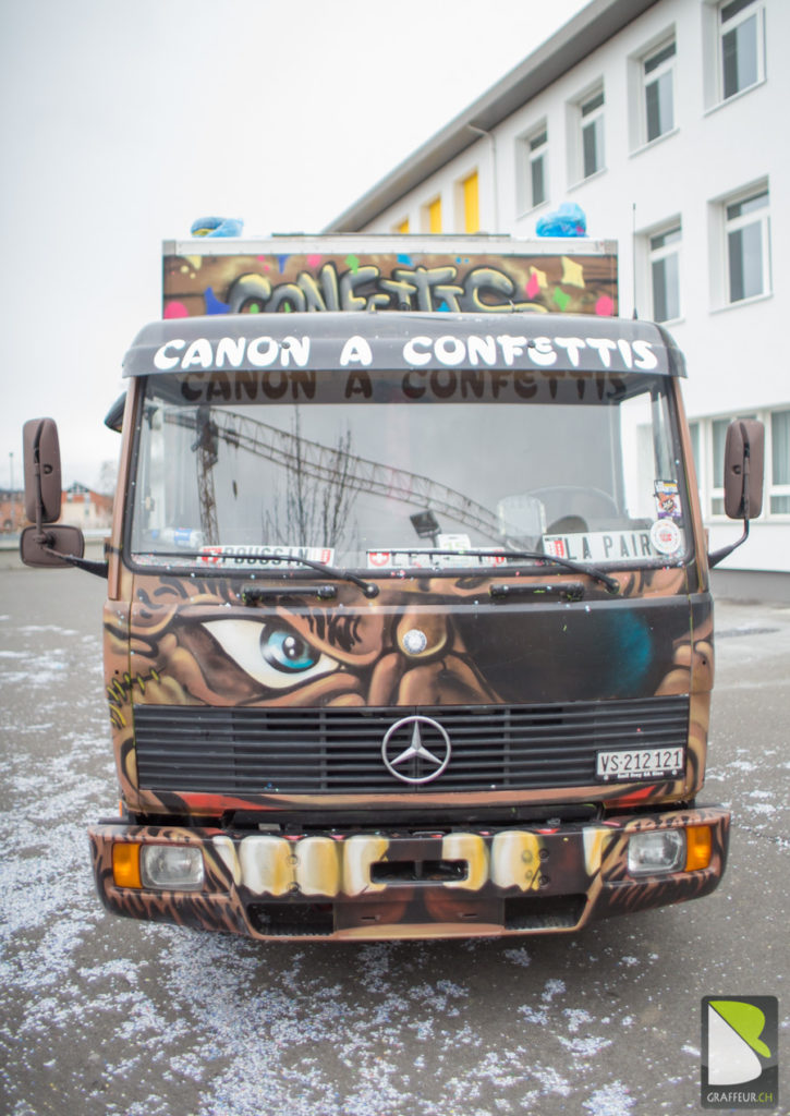 Canon-a-confettis-Camion-Graffiti-valais-7