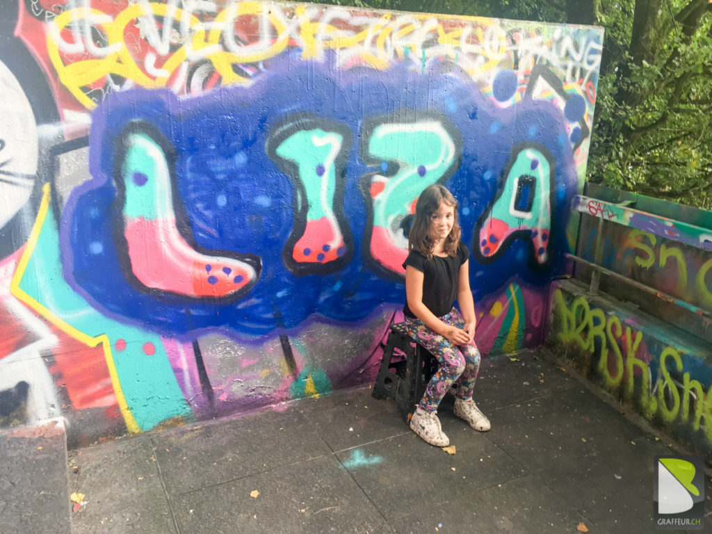 Cours-de-tag-graffiti-suisse-Liza-5