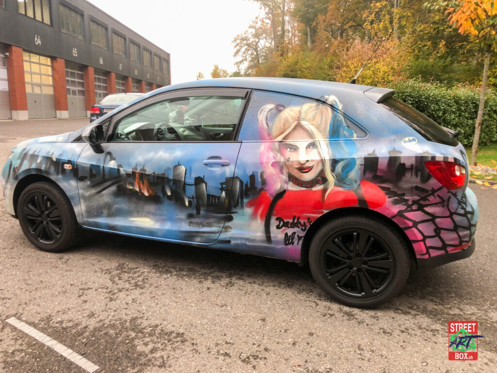Graffiti-art-on-car-Joker-Harley-Quin-Seat-ibiza-suisse-4
