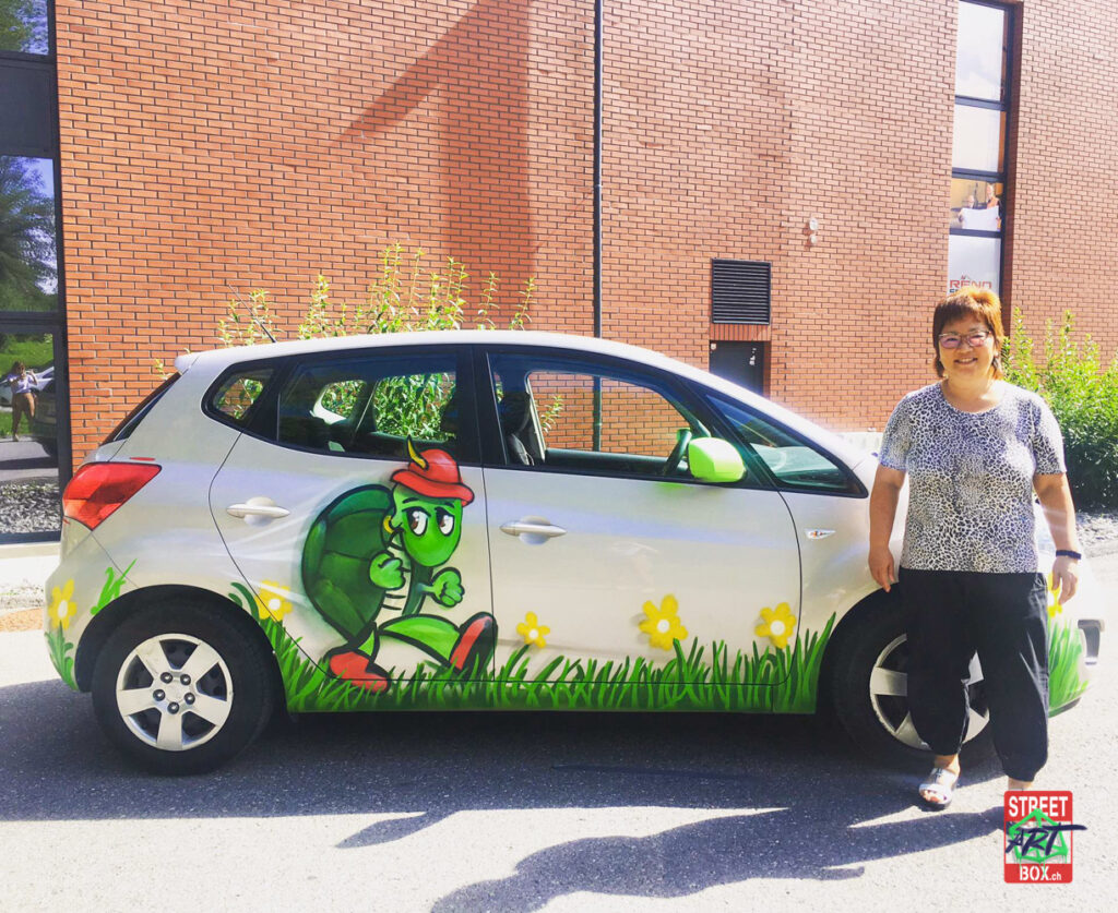 Kia-Tortue-Voiture-Graffiti-Street-art-car-Suisse-Graff-Tague