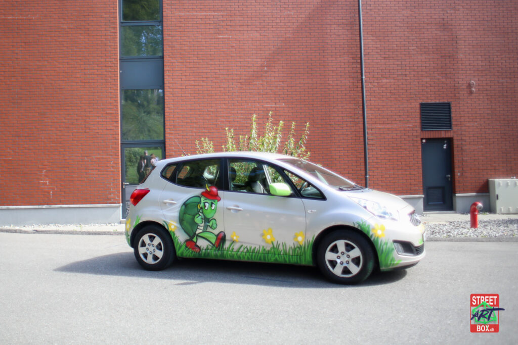 Kia-Tortue-Voiture-Graffiti-Street-art-car-Suisse-Graff-droite