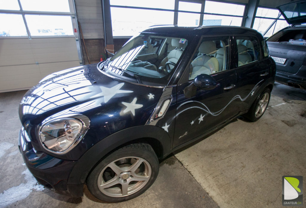 Mini-cooper-s-Etoiles-graffiti-stars