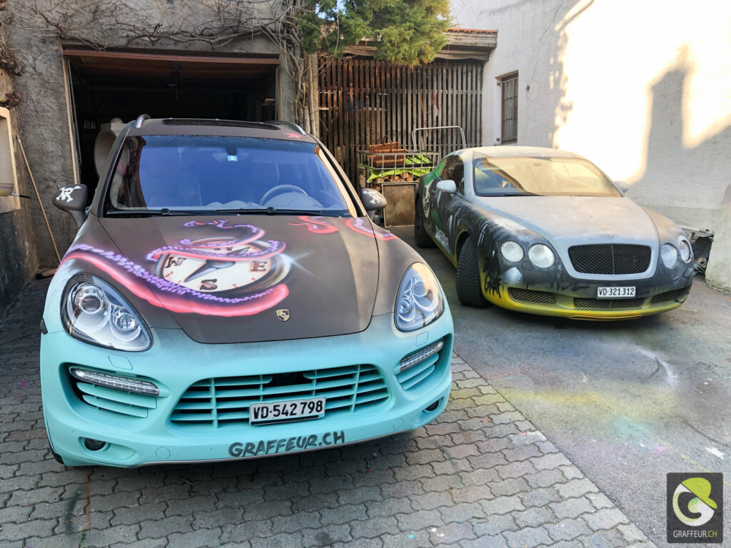 Porsche-Cayenne-Turbo-Graffiti-Art-On-Car-Graffeur-Suisse-14