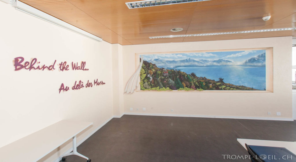 PreAlpina-fenetre-Trompe-loeil-lavaux-behind-the-wall