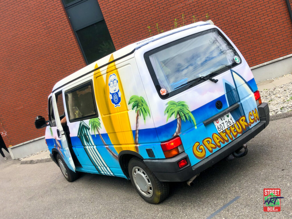 Vw-t4-Plage-Voiture-Graffiti-Street-art-car-Suisse-Graff-Tague-arr